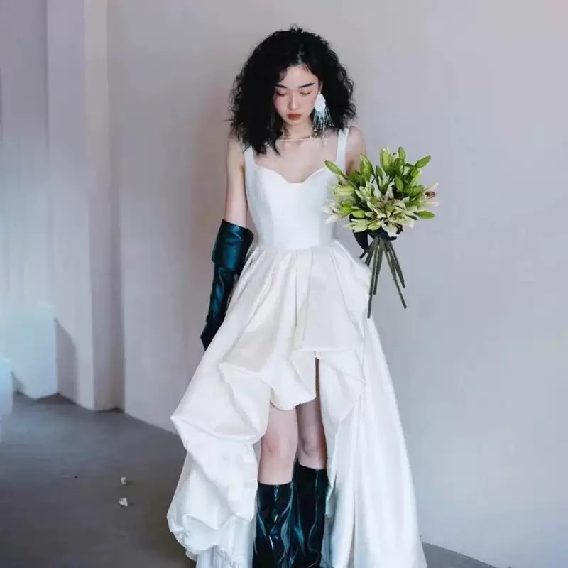 ストラップショートスカートウェディングドレスシンプルスイート - Photography Natural Lighting Basics のレビューと価格