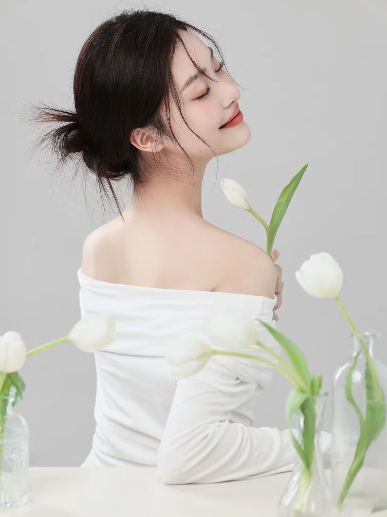 新着スタジオテーマ韓国スタイルライトオキシジェンガールトップ - Lighting In Photography Studio のレビューと価格