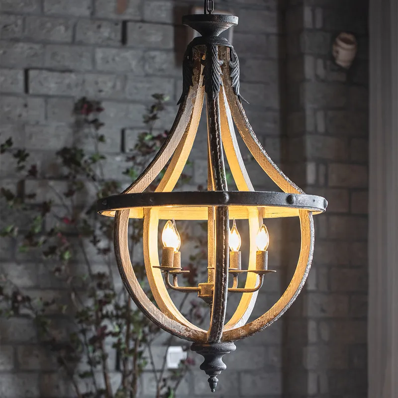 ヴィンテージ錬鉄製シャンデリア、無垢材のアクセント付きレトロ - Vintage Photography Lighting のレビューと価格